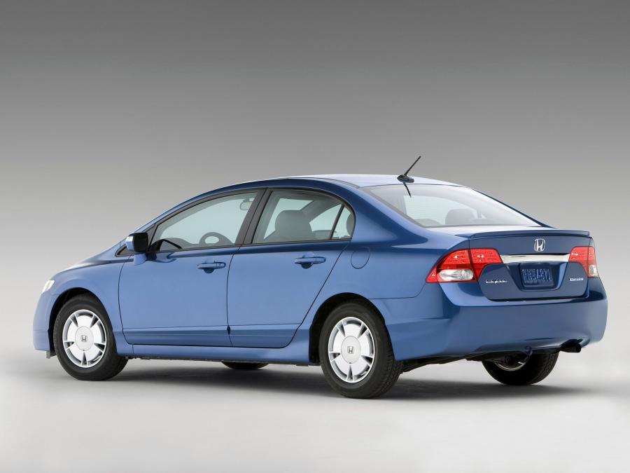  Honda Civic Hybrid 2008 года  (фото 17 из 25)